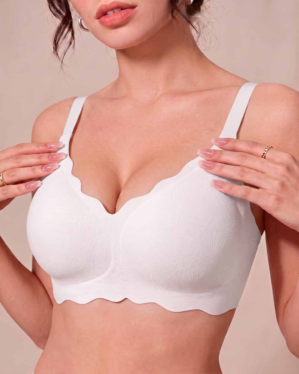 Soft Full Coverage Scalloped Wireless Jelly Bra
